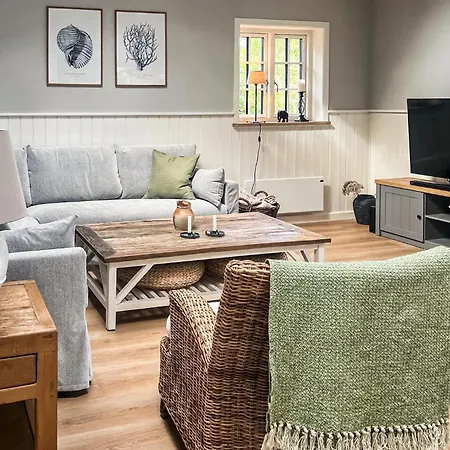 Ferienhaus Cozy In With Wifi